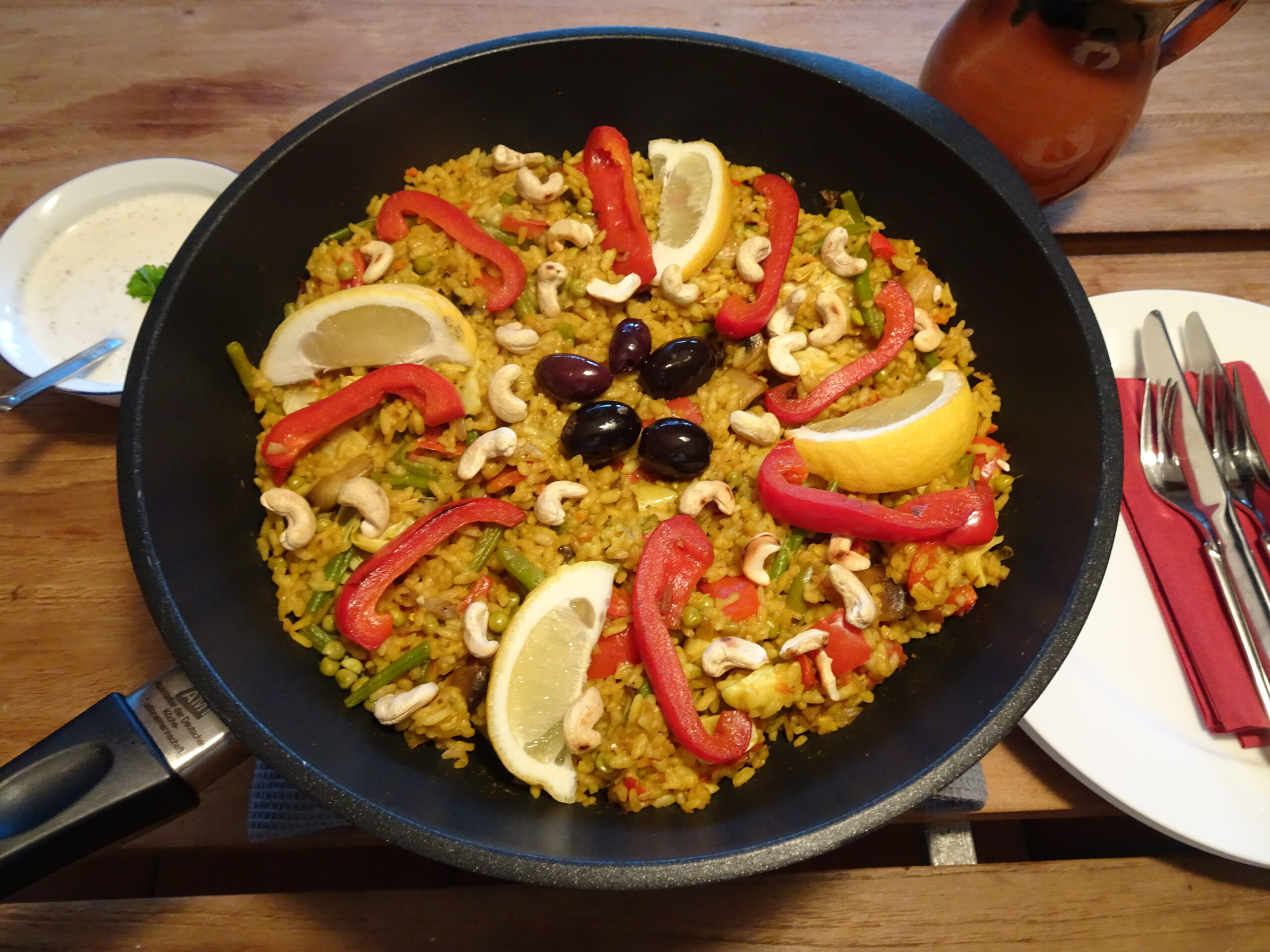 spanish vegetarian paella