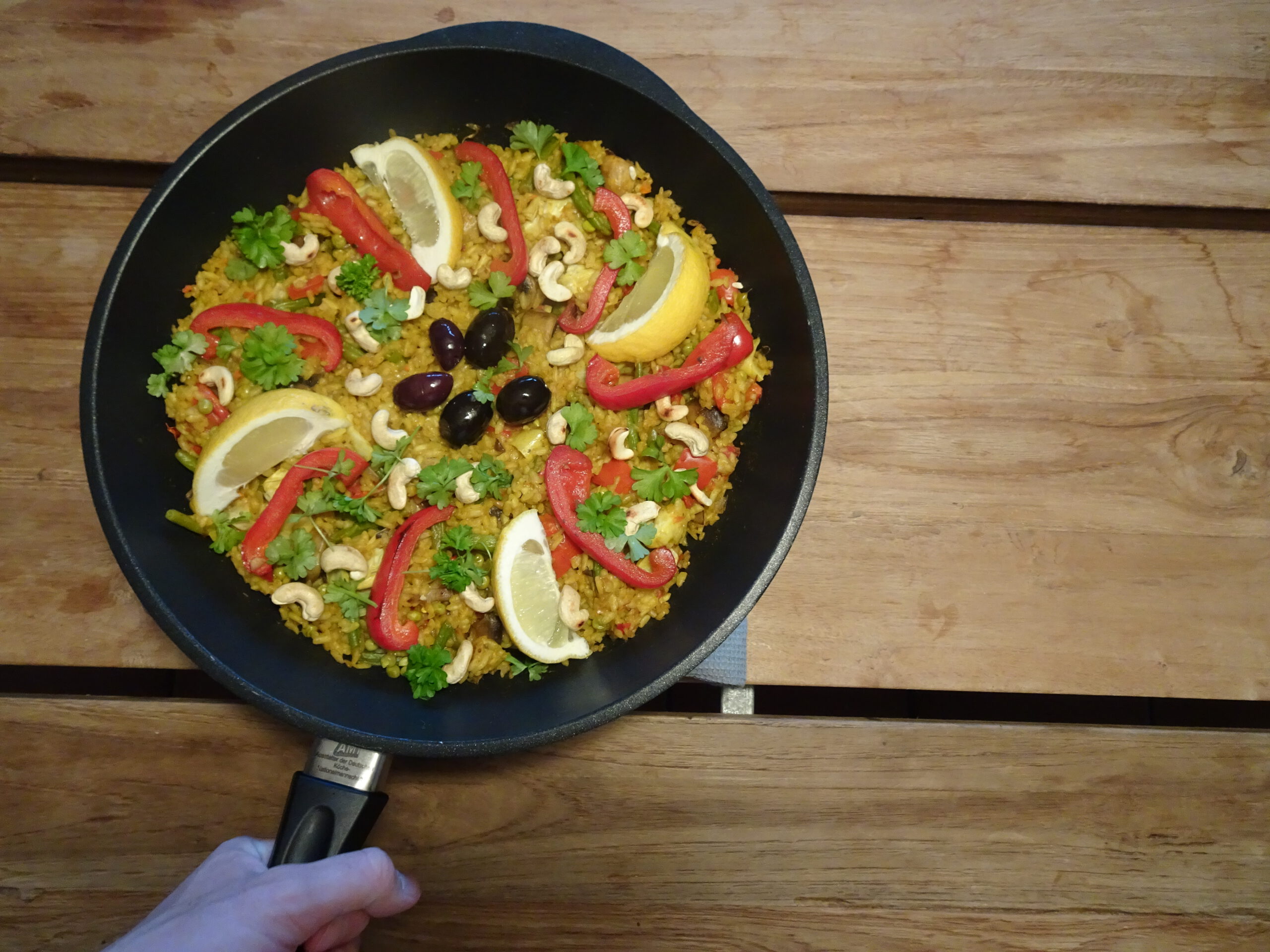Spanish vegetable paella